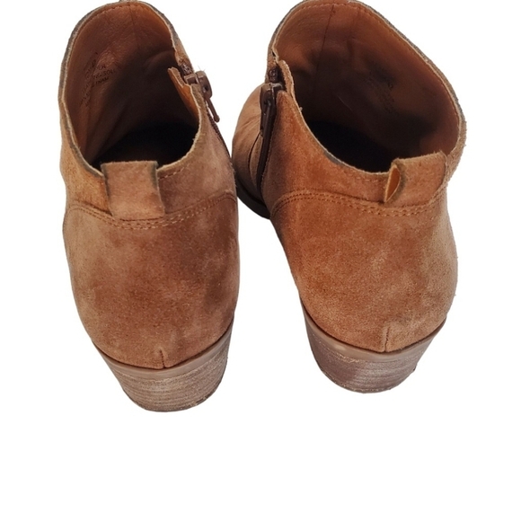 Lucky Brand Faydren Brown Suede Booties Size 10M - Picture 4 of 9